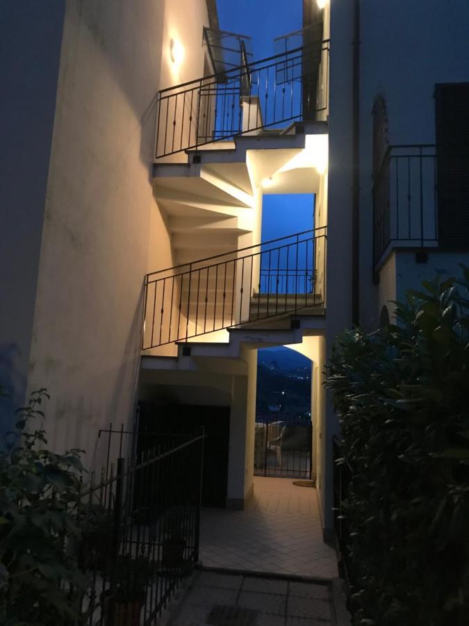 Holiday Home Delo - Imperia Ngoại thất bức ảnh